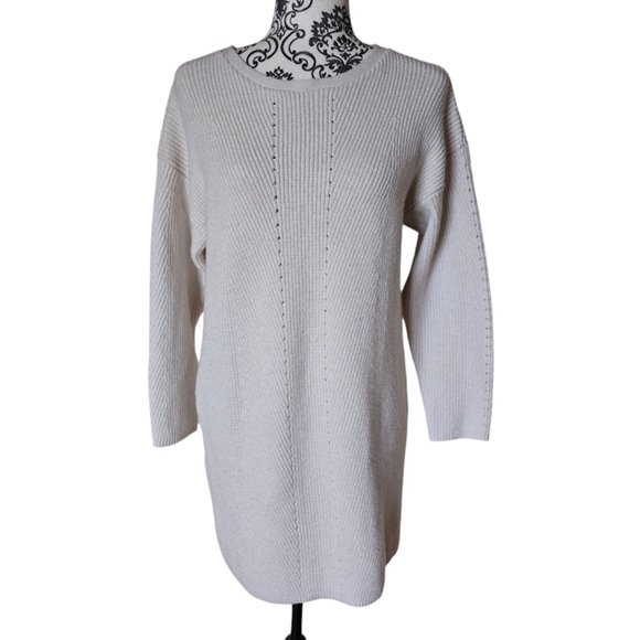 H Halston tunic sweater size small - Picture 1 of 13